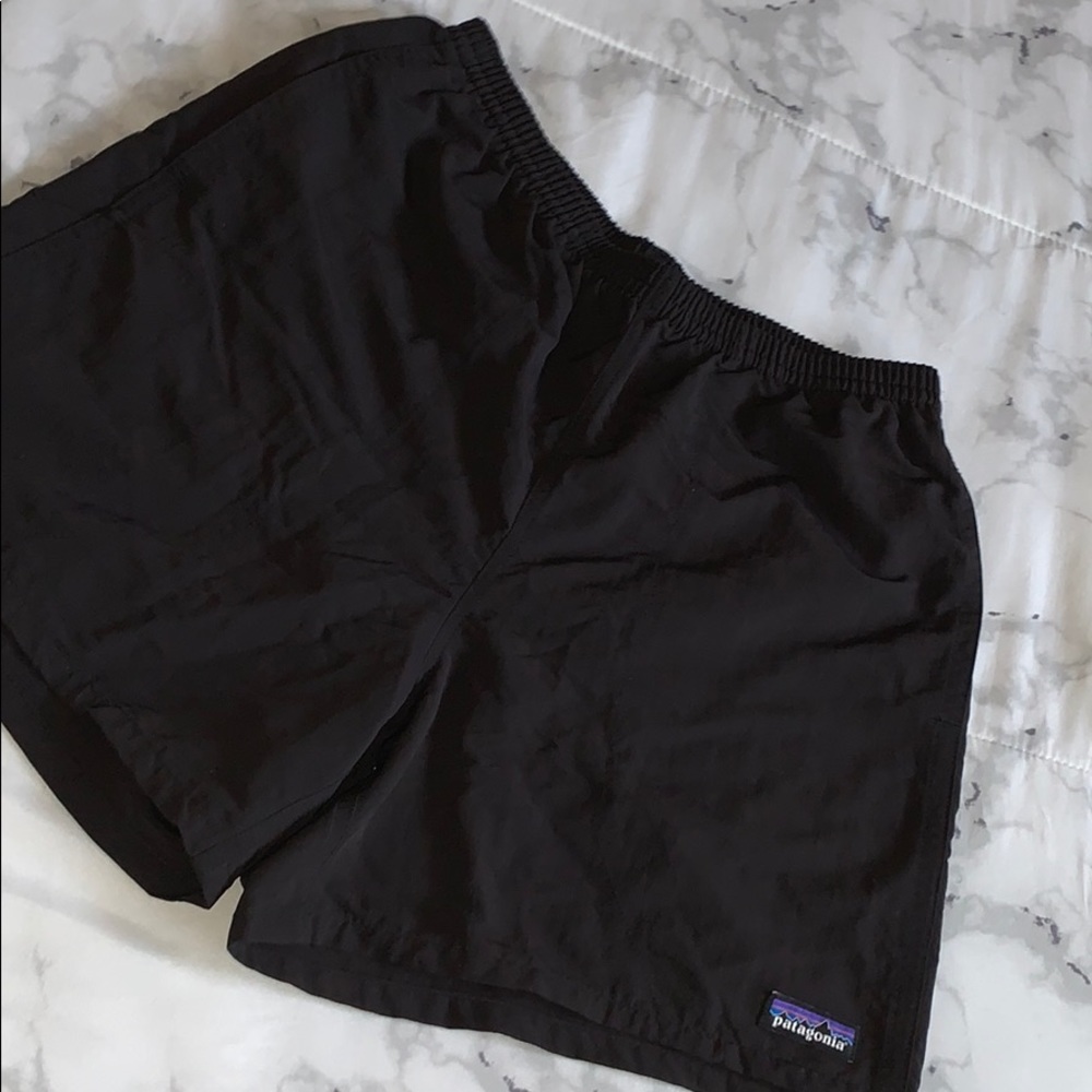 Patagonia men’s baggie shorts